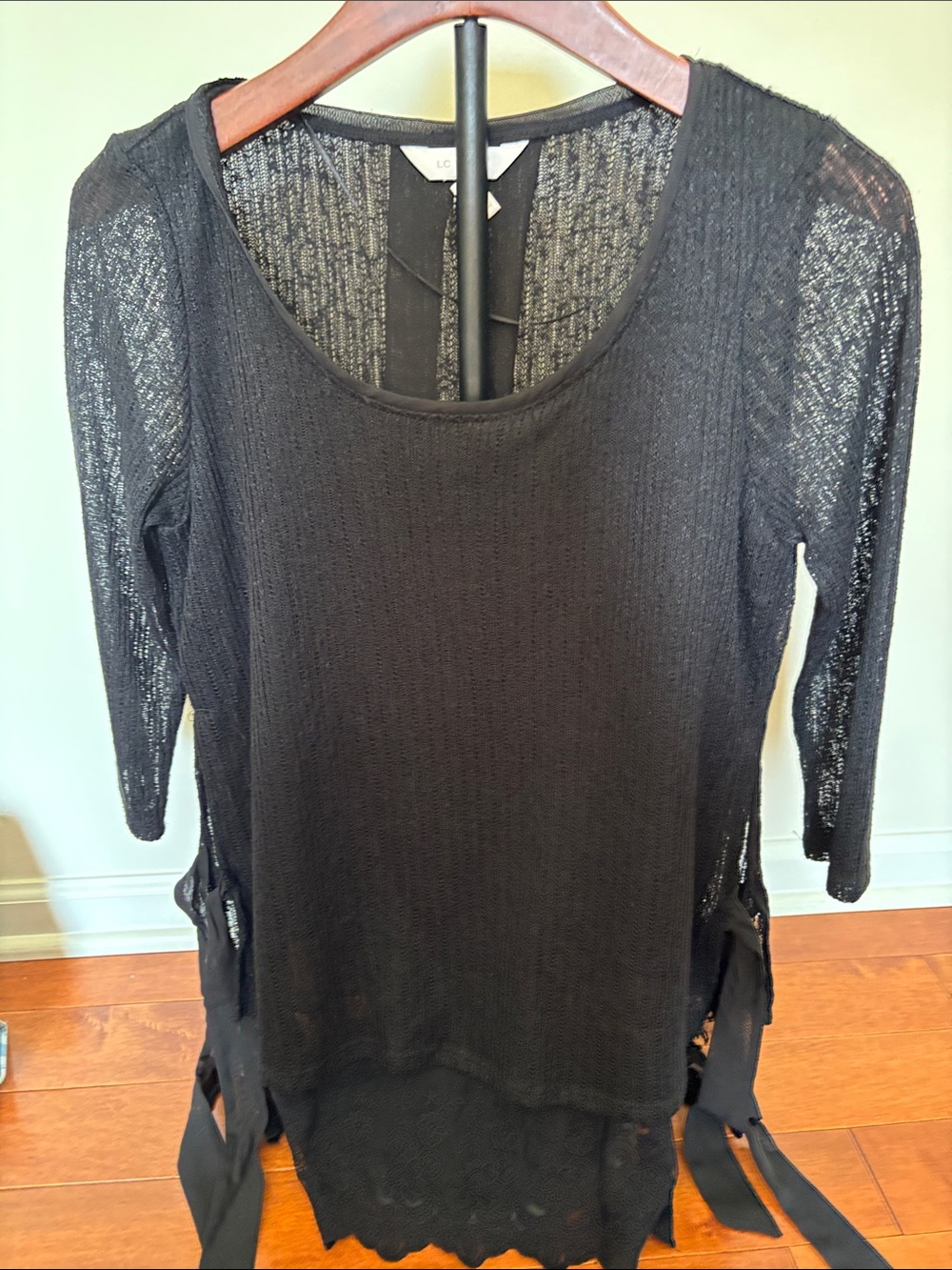 LC Lauren Conrad Black Tunic Top Womens XS 3/4 Sleeve Lacy Hem Blouse